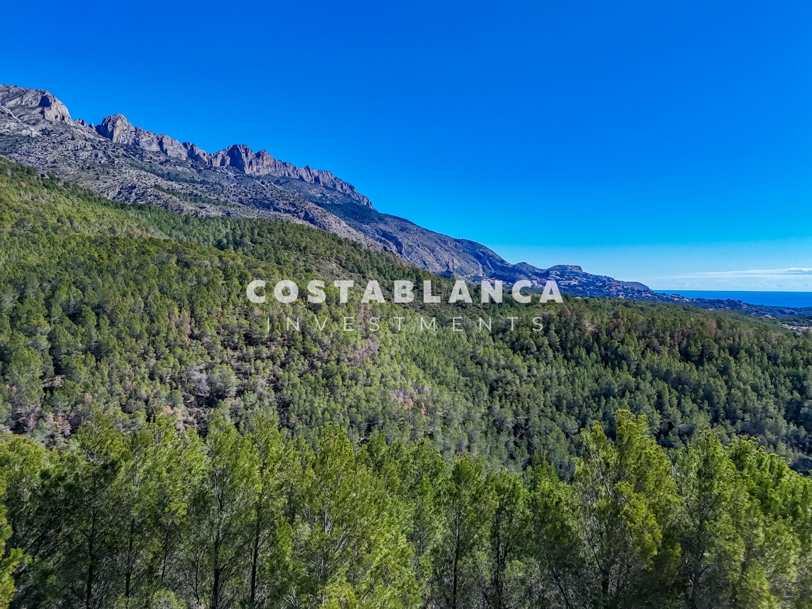 Plot – Altea: photo 2/7